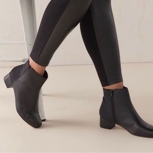 Clarks Chartli Valley Black Suede Ankle Boots Booties Leather 9.5